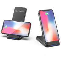 2020 New Design Magnetic Wireless Charger 10W Fast Charging Stand for Mobile Phone